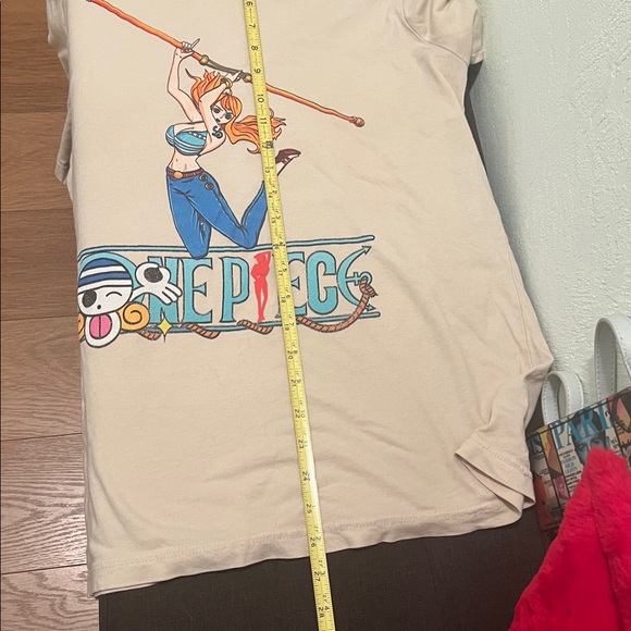 #1316** Unisex’s Beige Graphic T-Shirt with Anime One Piece Design - Picture 5 of 5